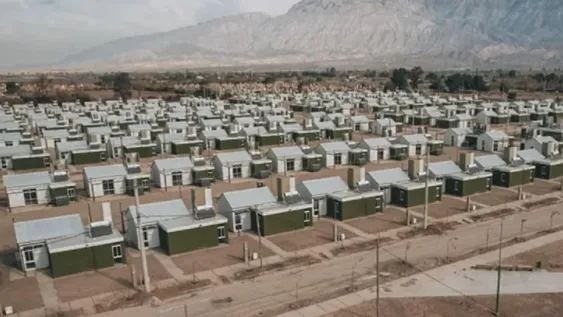 Apuntan a entregar los dos últimos barrios por el terremoto 2021