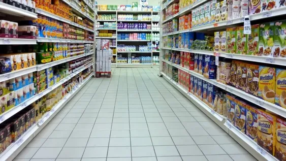 Bajó 60,5% el consumo en los súper