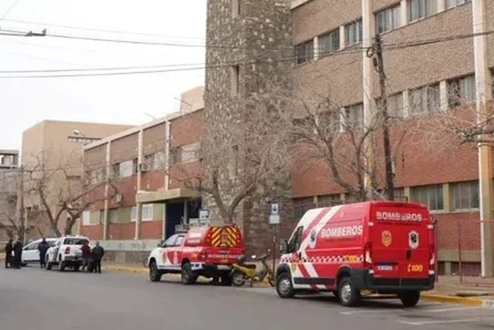 Amenazas de bomba: Educación hará una jornada para concientizar a los alumnos sobre los llamados falsos