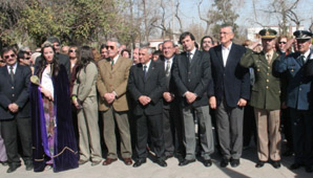 Acto por el aniversario de la muerte del general San Martín