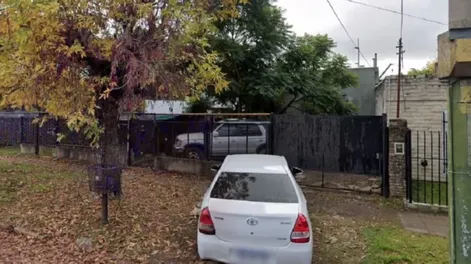 Feroz ataque: desvalijaron a un hombre de 75 años y mataron a su perro a puñaladas