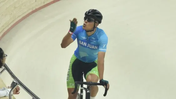 Sanjuaninos bañados en oro