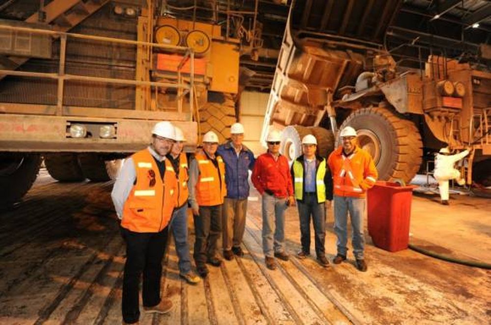 Exejecutivo  de Barrick vuelve para dirigir 2 minas