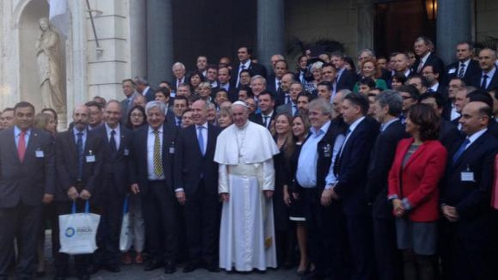 El Papa pidió a jueces “recuperar bienes de traficantes y delincuentes para ofrecerlos a la sociedad”