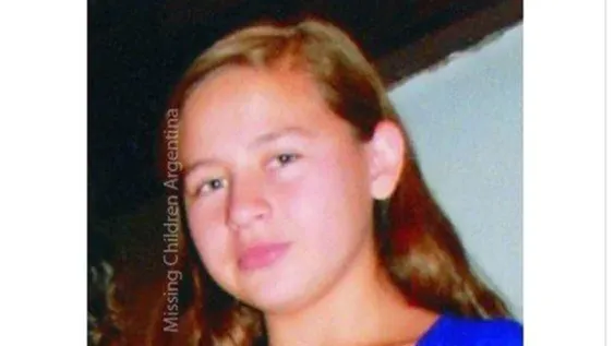 Estuvo desaparecida por 10 años, la encuentran y detuvieron a sus padres