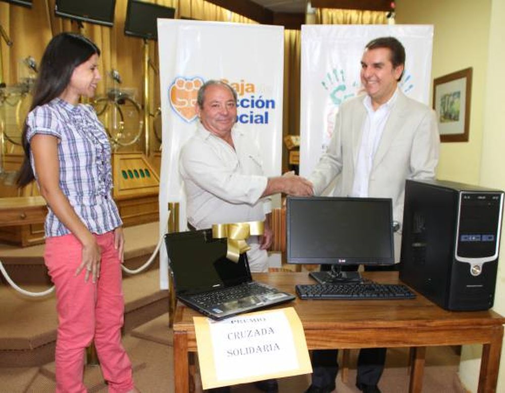 Dos computadoras de regalo