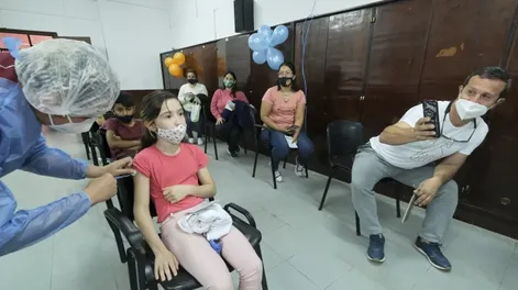 Vizzoti dijo que apurarán la vacunación covid a los niños antes del ciclo lectivo