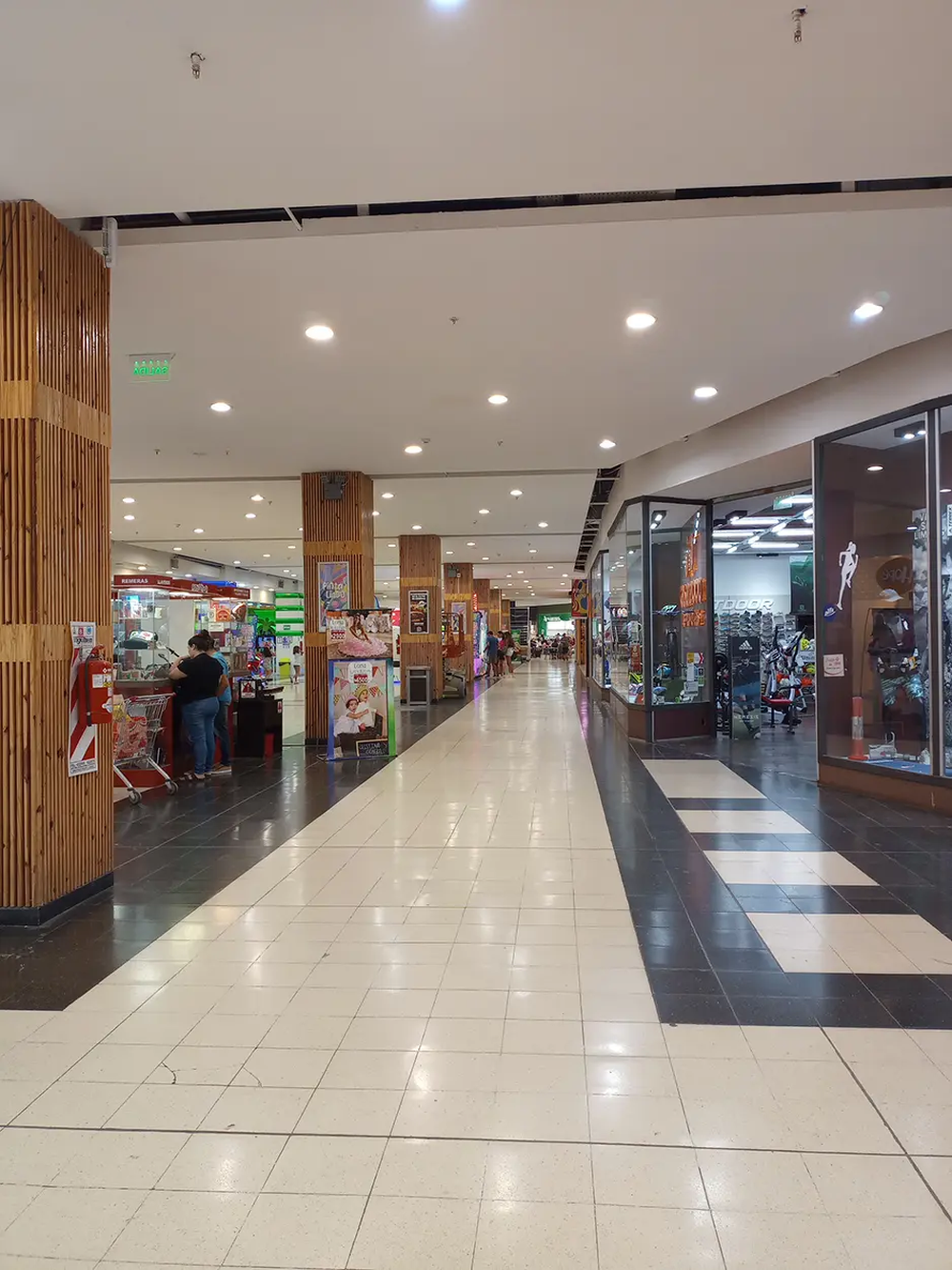 Centro Comercial.