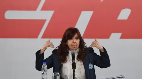 A Cristina se le agota la paciencia y redobla la presión sobre Alberto