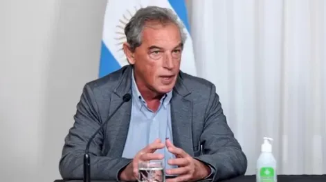 Se conocieron los videos del presunto acoso del funcionario de Entre Ríos acusado por una joven