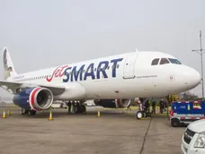 JetSmart. JetSmart.