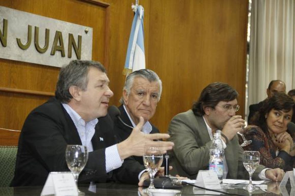 Yauhar: “El dólar paralelo no existe para el Gobierno”