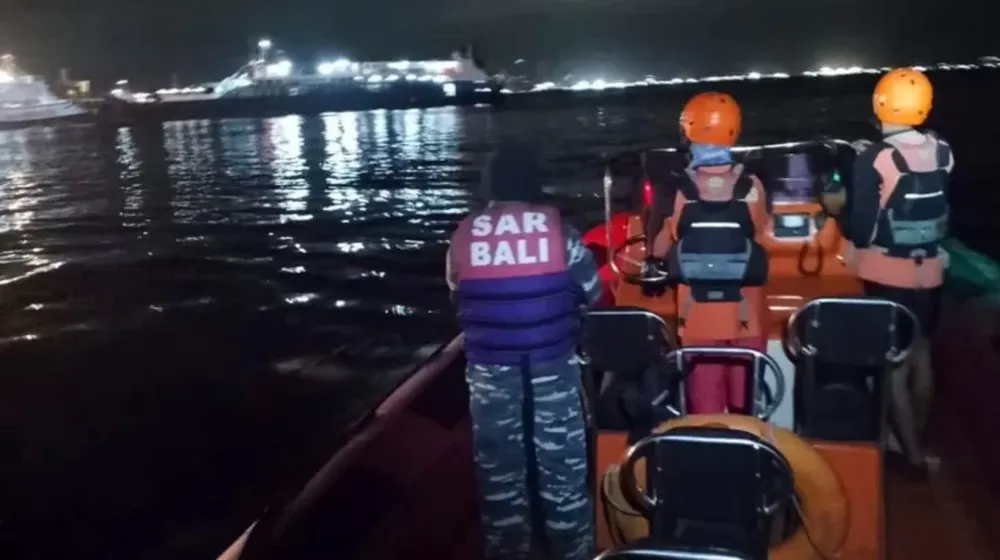 Indonesia: un ferry se hundió frente a la costa de Bali y hay al menos cuatro muertos