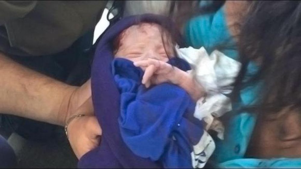 Una pareja detenida tras el abandono de una beba