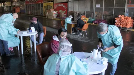 Se mantienen las cifras altas de coronavirus en Argentina: 120 muertes y 5.939 contagiados