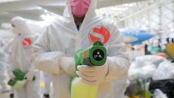 [VIDEO] Un nene de 7 años se sentó adelante de una camioneta y el conductor le pasó por encima