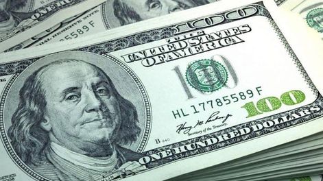 El dólar blue bajó un peso en su cotización y el Banco Central compró US$6 millones