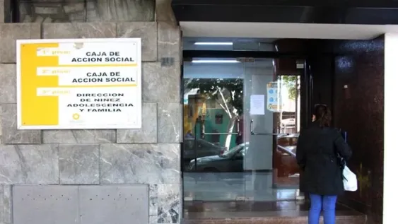 Confirman dos casos más en la Dirección de la Niñez y suman tres en esa dependencia; este viernes no atienden al público