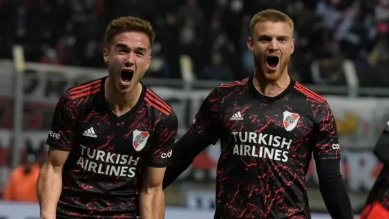 Con 3 golazos, River cambió su imagen y eliminó a Barracas Central