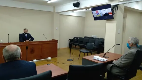 Abusó y mostró videos porno a su nieta, le dan 15 años