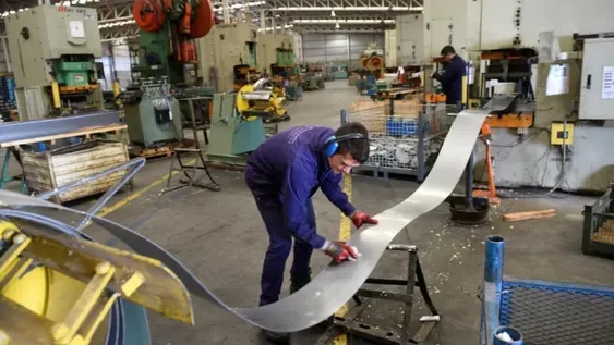 Trabajadores metalúrgicos percibirán $ 6.000 mensuales hasta diciembre