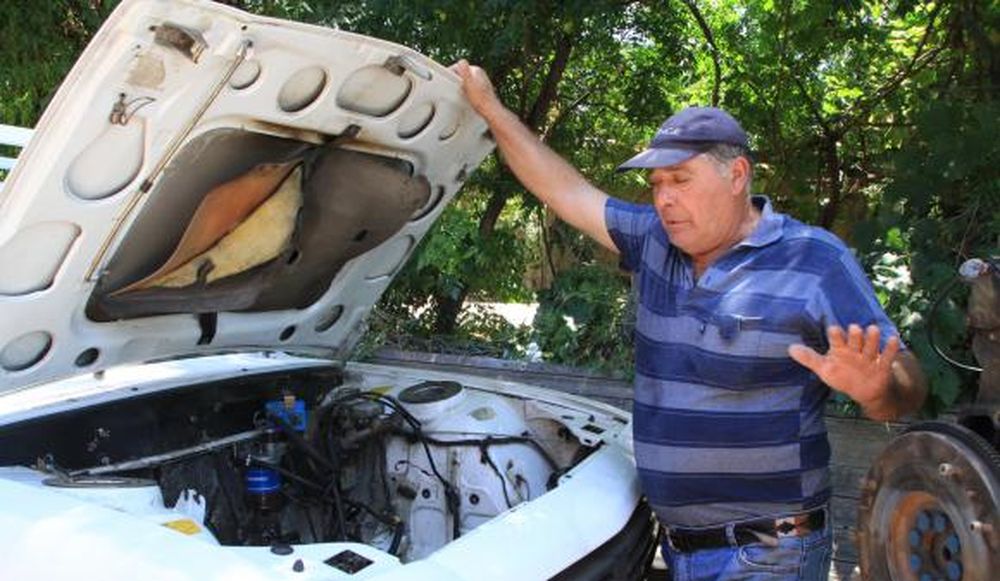 Le mataron el perro para robarle de todo