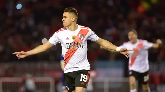 River fue más que Boca y puso un pie en la final