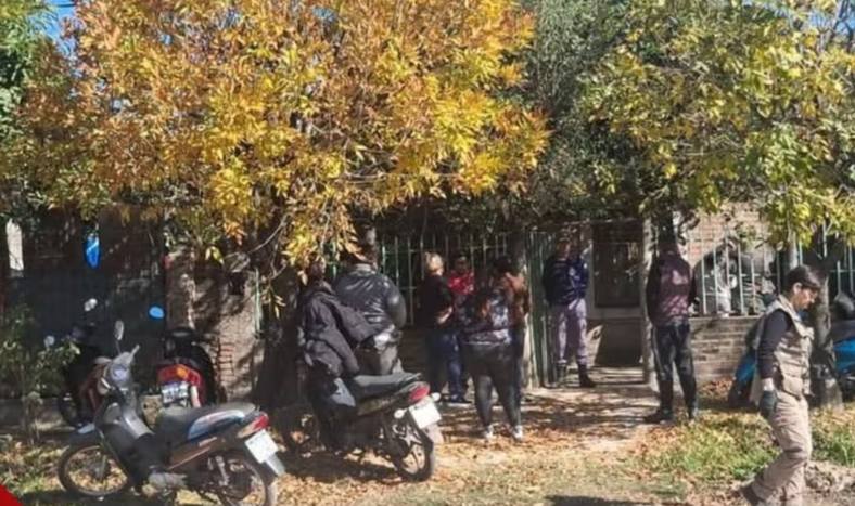 Conmoción en Resistencia: encontraron a una mujer calcinada en el patio de su casa e investigan a su pareja. (Foto: Gentileza Diario Chaco)