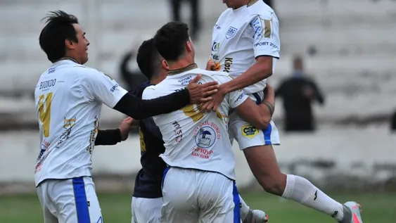 Colón se agrandó en los penales