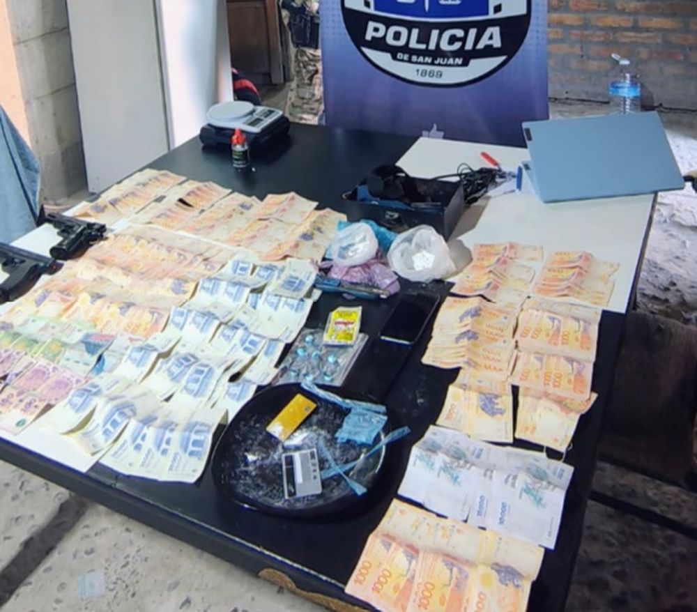 Hallaron cocaína y casi medio kilo de marihuana en La Bebida: hay dos mujeres detenidas