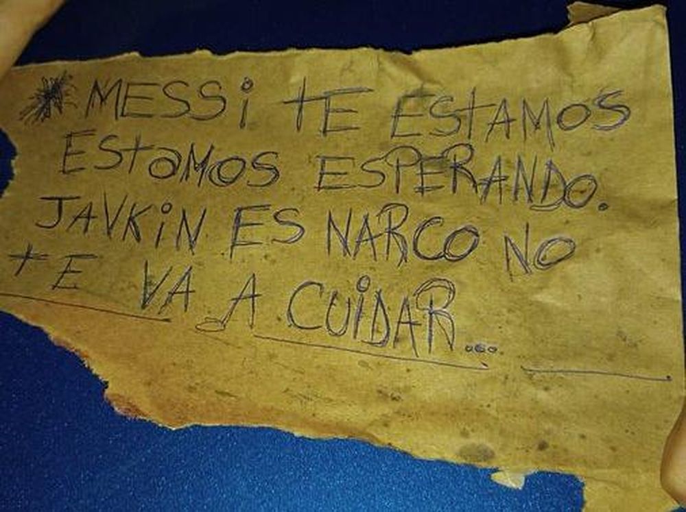 Balearon un supermercado de la familia de Antonela Roccuzzo: 13 tiros y un mensaje para Messi