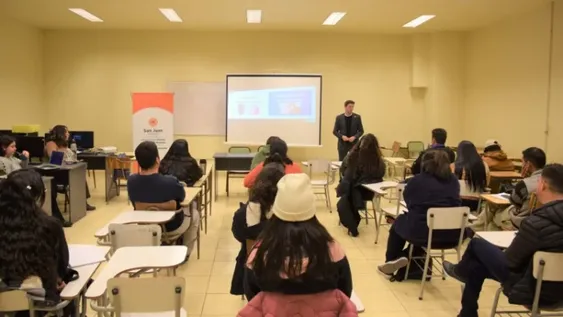 Estratégico. Las capacitaciones y certificaciones son necesarias para las empresas, pero pocas veces pueden conseguir financiamiento para hacerlas.