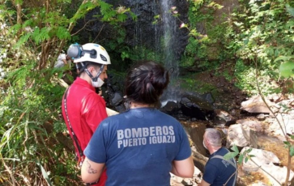 Puerto Iguazú: investigan el fallecimiento de un hombre en el Salto Mariposa