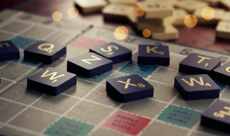 ¿Es correcto escribir todo en mayúsculas? Qué dice la RAE