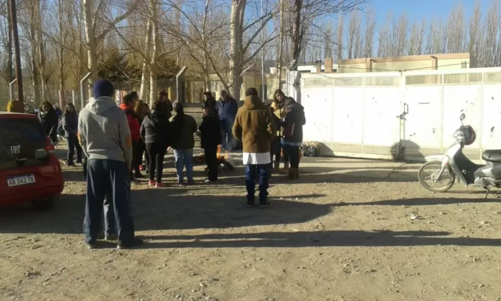 Tras la toma en la escuela de Iglesia, Educación prometió ampliaciones y refacciones