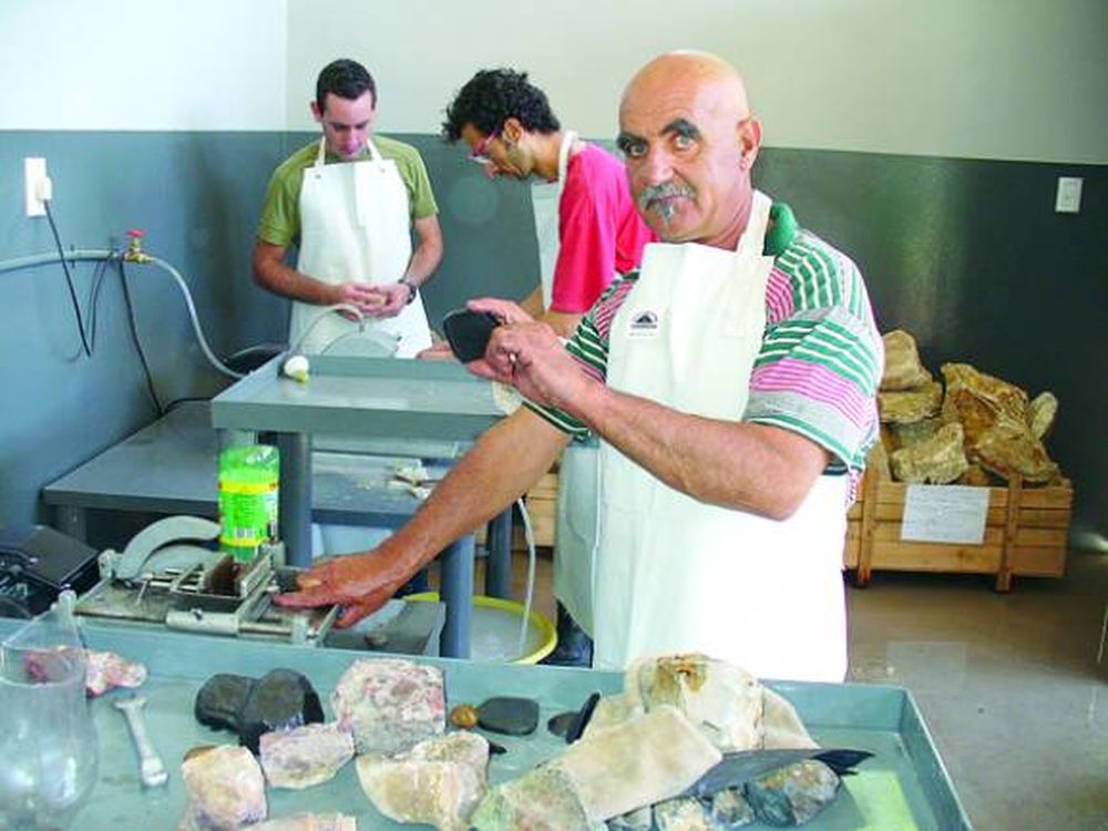 Un taller de lapidación que sumó valor agregado