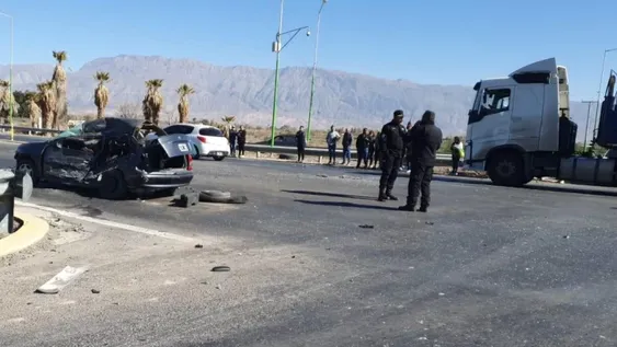 Confirman un muerto y un herido en el grave accidente de Ruta 40 y Calle 11