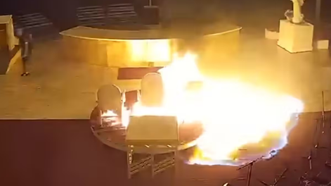un hombre incendio uno de los santuarios de la virgen mas populares del mundo