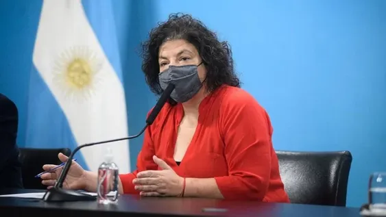 Vizzotti: “La semana que viene estarán llegando 300 litros más del componente 2 de la Sputnik”