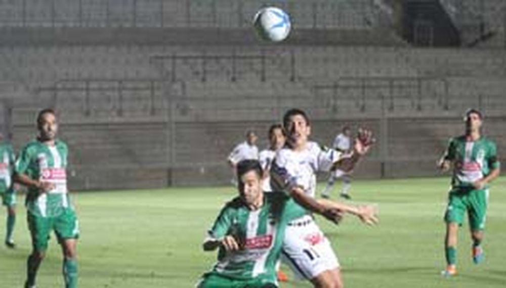 Unión cayó por goleada y quedó al borde de la eliminación