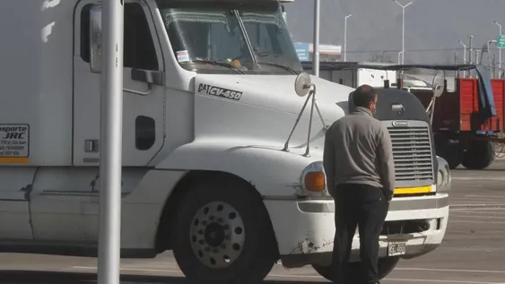 Tres camioneros, positivo en el test rápido: esperan la PCR para saber si tienen Covid-19
