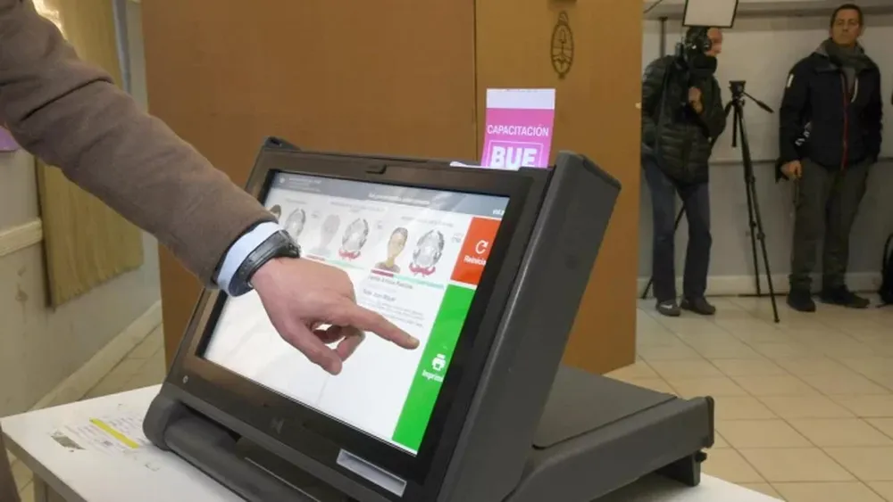 Servini advirtió por el “grado de improvisación” en el voto electrónico en la Ciudad