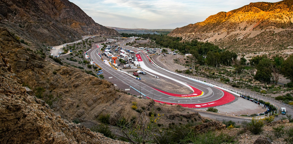 Una multitud colmó el autódromo El Zonda a fines del 2025. 