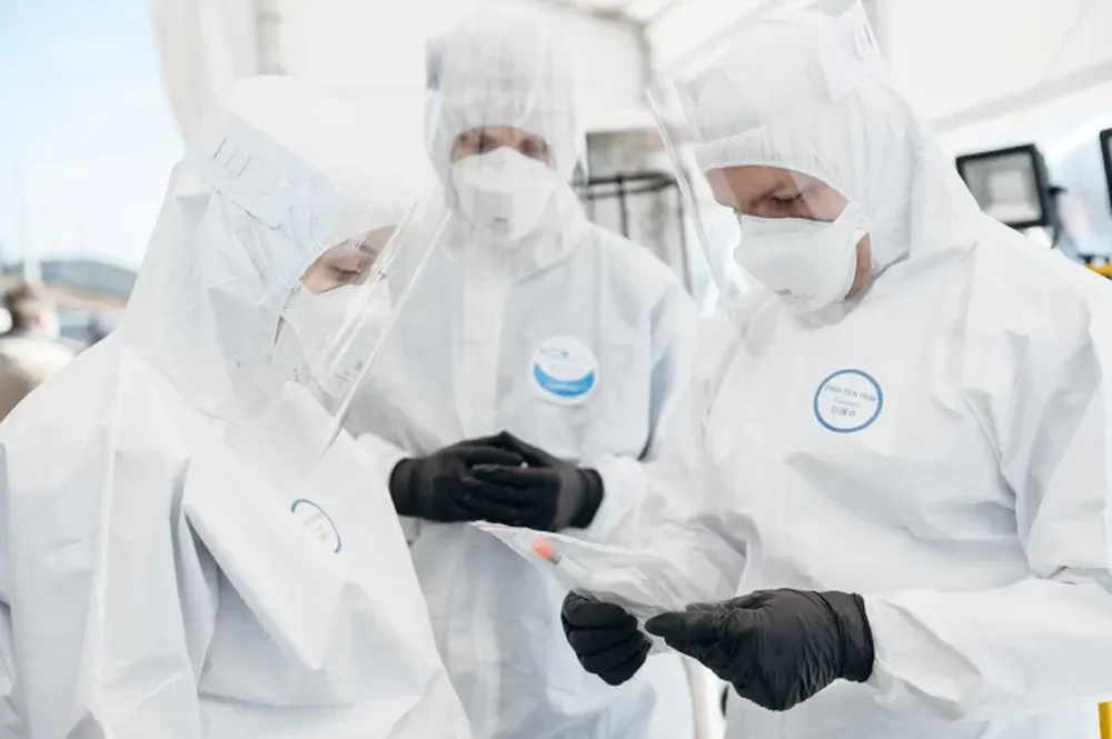 España: por primera vez en más de un mes, la cifra diaria de muertos es menor a 300