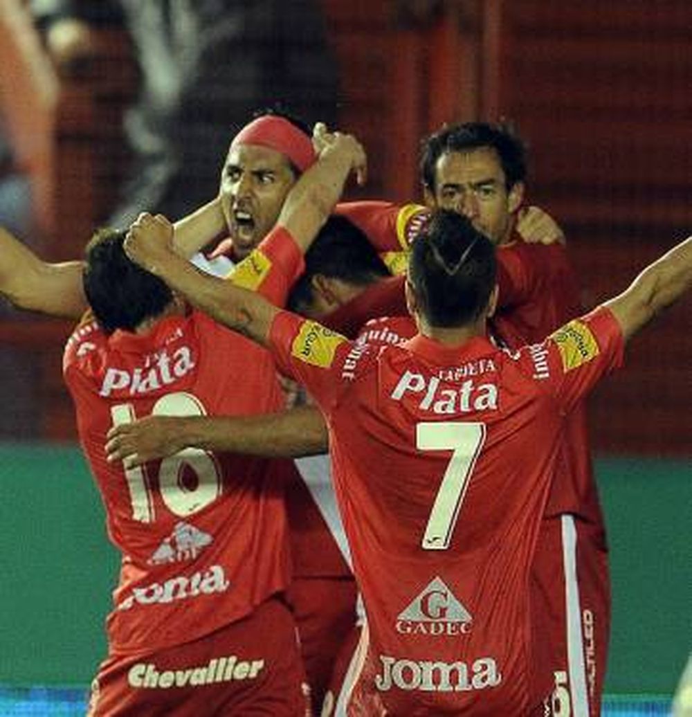 El Bicho picó en punta