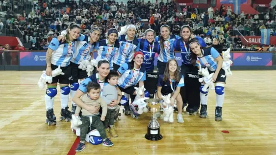 Las chicas lo hicieron: Argentina goleó y gritó campeón