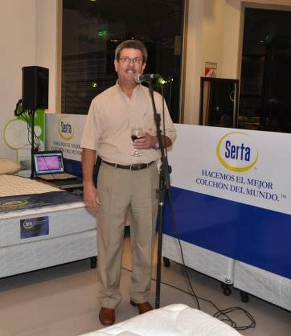 Bed Store presentó la línea Serta