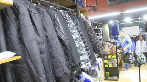 Cómo trabajará el comercio durante los tres feriados del fin de semana XL