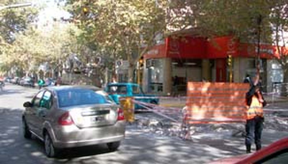 La calle Mendoza sin semáforos