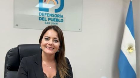 ACTUALMENTE la Defensoría del Pueblo de San Juan cumple un rol fundamental en defensa de los derechos colectivos y difusos de los sanjuaninos, a cargo de la Dra. Florencia Peñaloza.